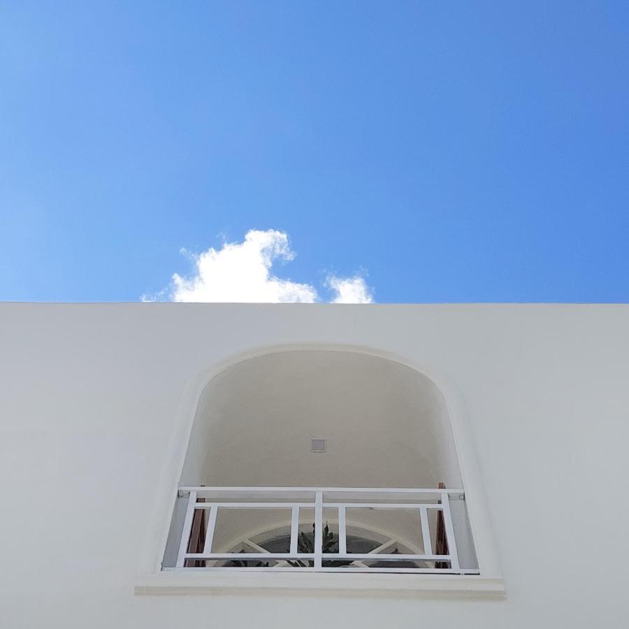 The Riton Hotel Tigaras Luaran gambar