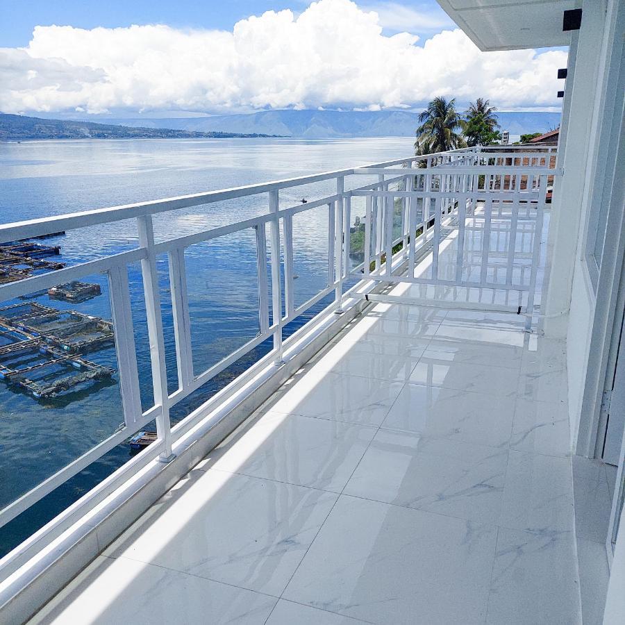 The Riton Hotel Tigaras Luaran gambar