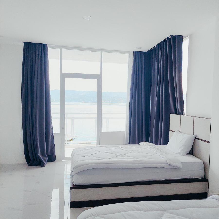 The Riton Hotel Tigaras Luaran gambar